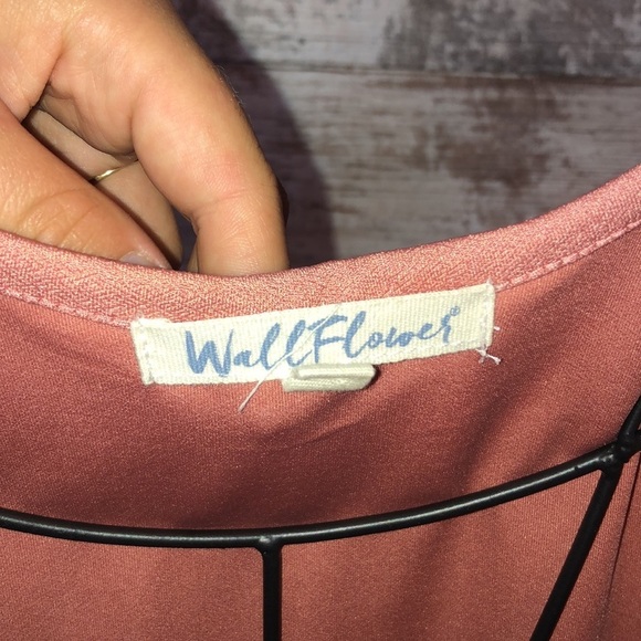 Wallflower peach dress summer dress flowy mini dress size medium halter dress - Picture 3 of 6